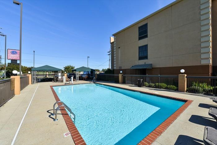 Comfort Suites Monroe Kültér fotó