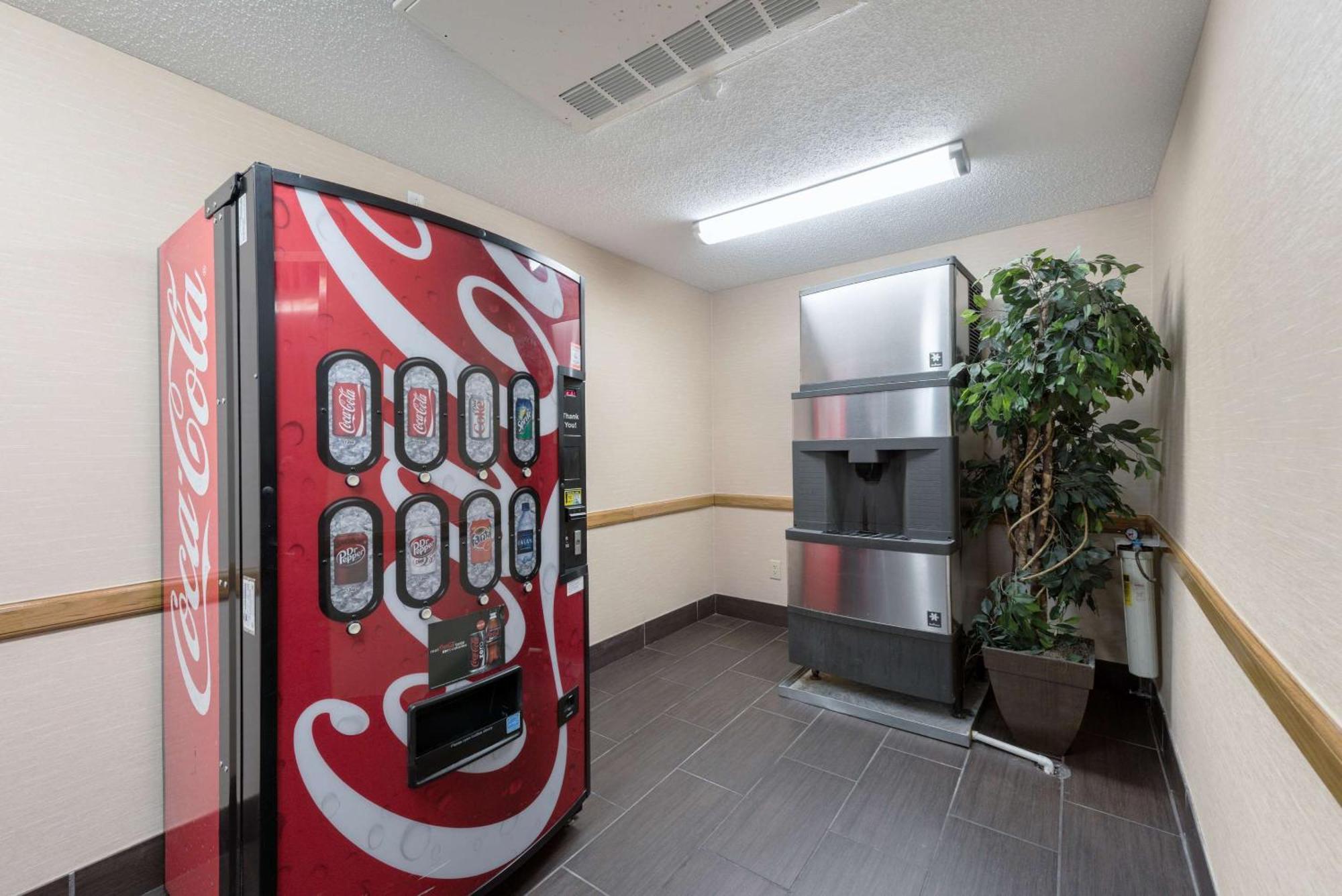 Comfort Suites Monroe Kültér fotó