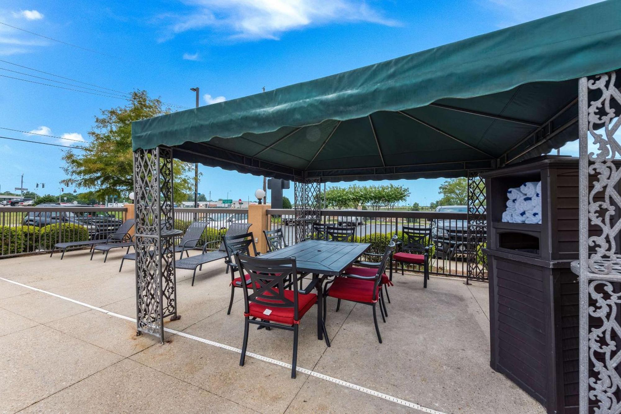 Comfort Suites Monroe Kültér fotó