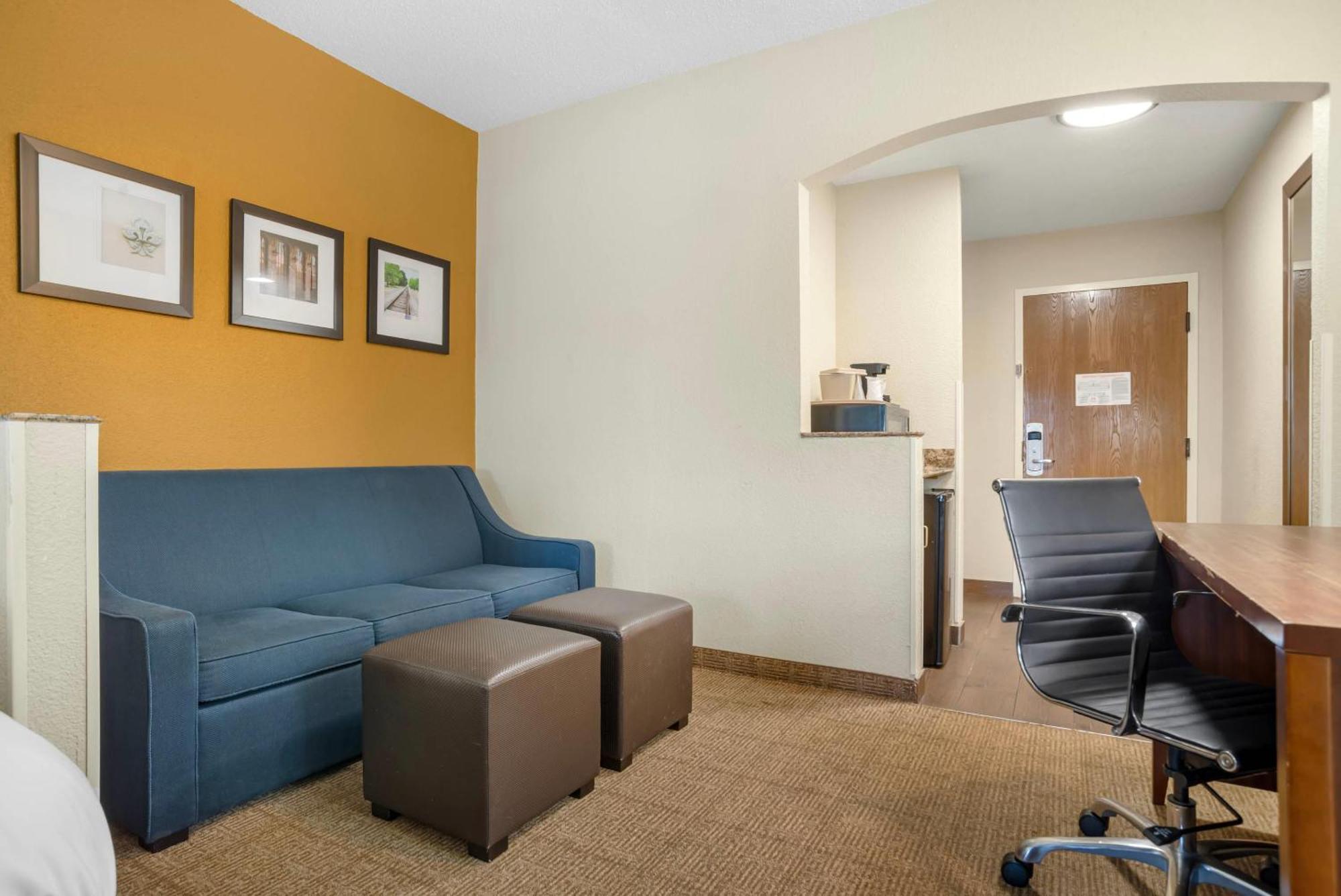 Comfort Suites Monroe Kültér fotó